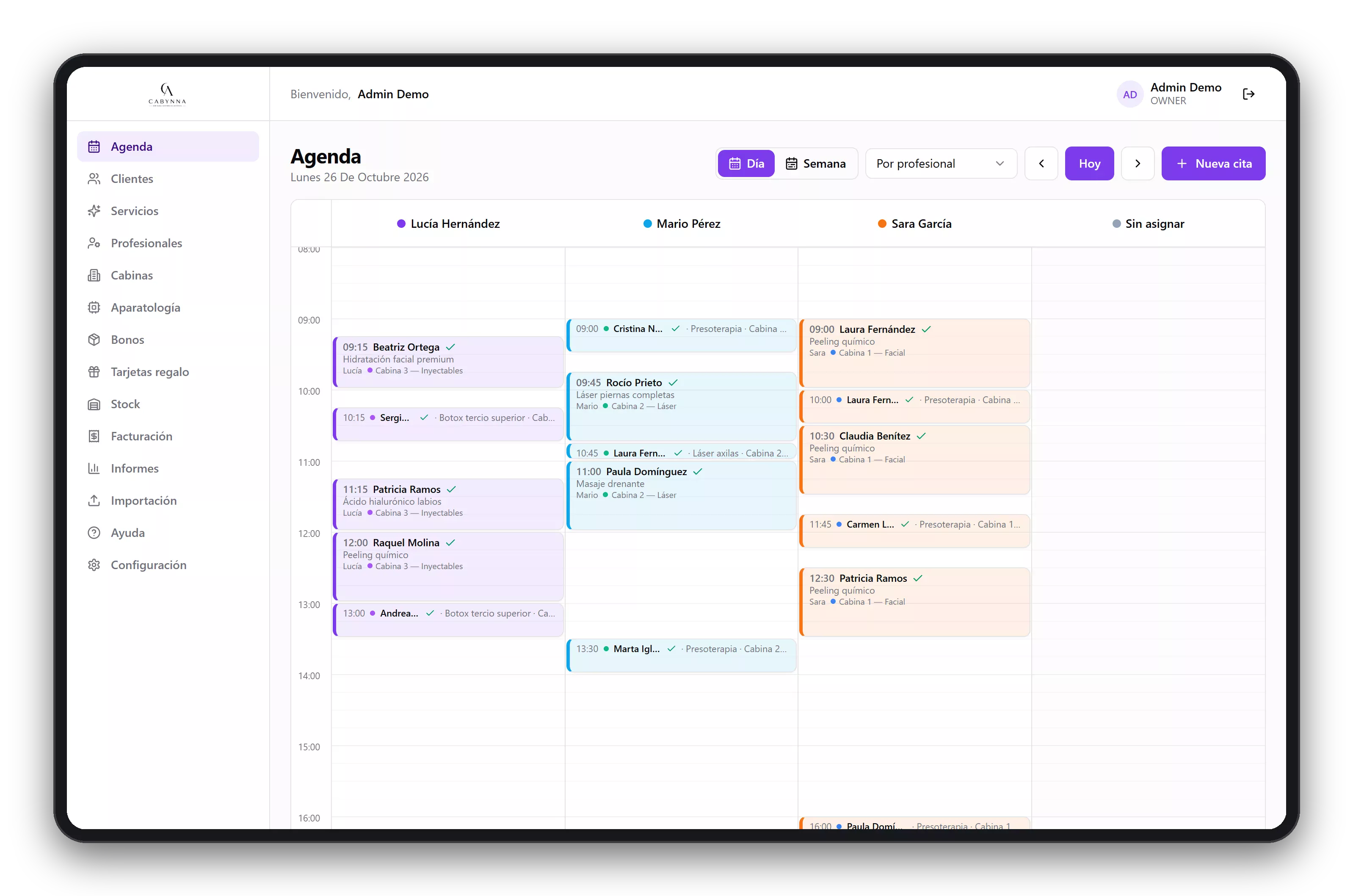 Cabynna: pantalla de agenda con las citas por profesional y cabina